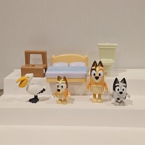 Bluey Family Figure And Furniture Set